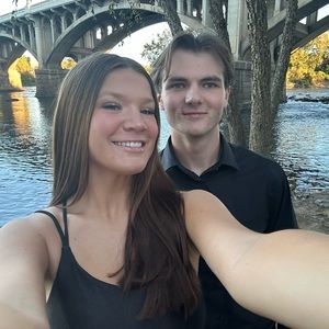 Meet your Posher, Caroline